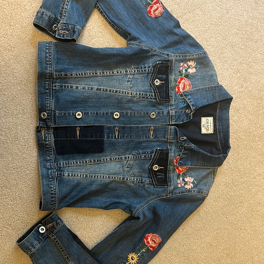 Grace jean jacket size medium